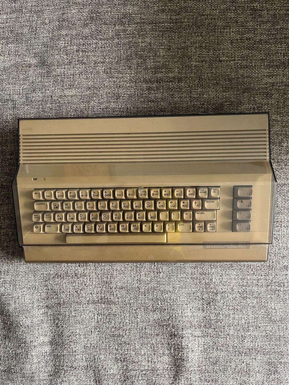 Commodore Konsolen: Commodore 64 mit Zubehör – Gebraucht aus Kölliken von sergesellsretro