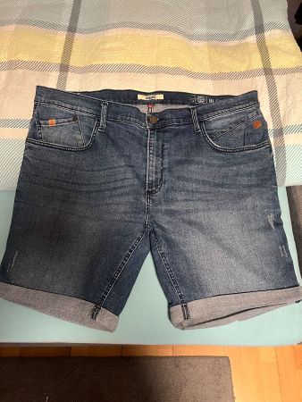 Jeanshose kurz