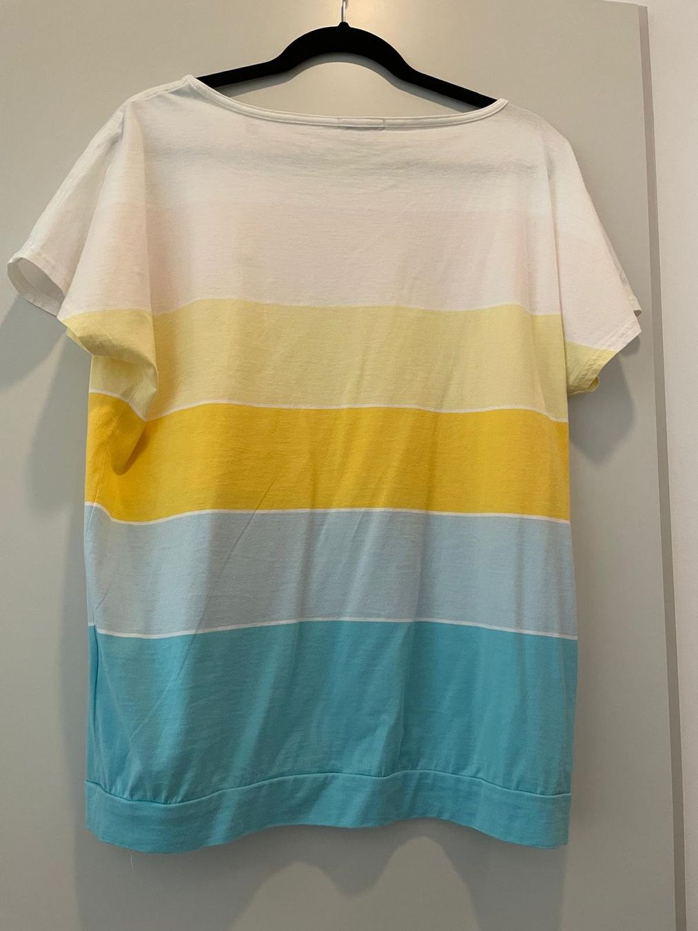 Lacoste T-shirts: lacoste shirt wie neu – D'occasion à Reinach BL par pinusmugo 3