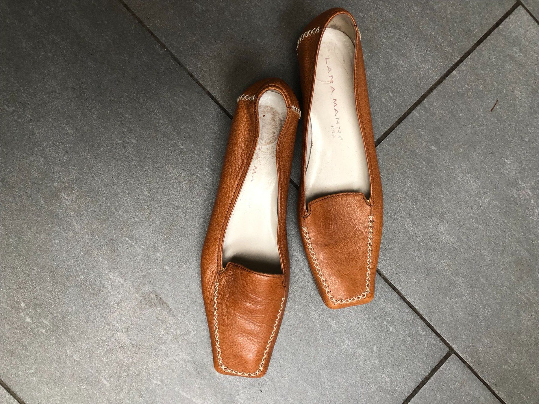 Scarpe da donna: Lederschuhe Lara Manni Grösse 37 – Usato da Iseltwald venduto da Waldisch 1
