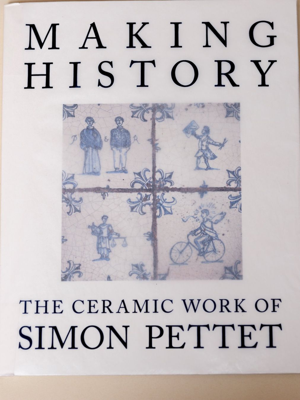 Libri: The Ceramic Work of Simon Pettet – Usato da Zürich venduto da 000rk