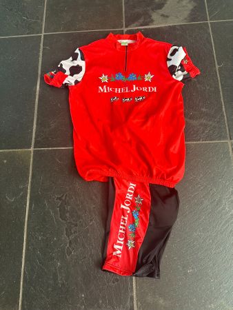 Velo Trikot + Hose von Michel Jordi