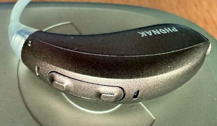 Phonak Attrezzature mediche: Phonak Natos Nova M Hörgeräte – Usato da Dottikon venduto da Floppidogg77