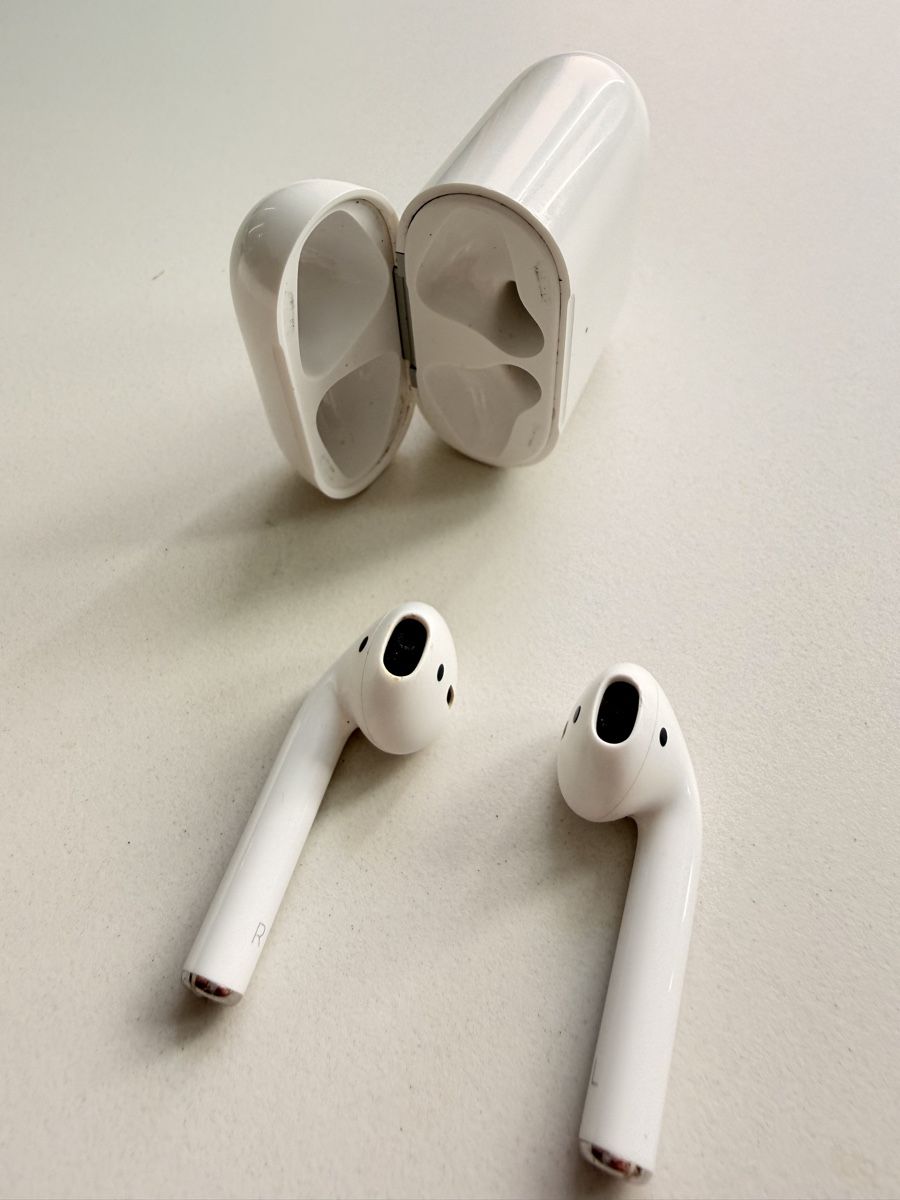 Apple Cuffie: Apple AirPods 2 – Usato da Peseux venduto da Marco48