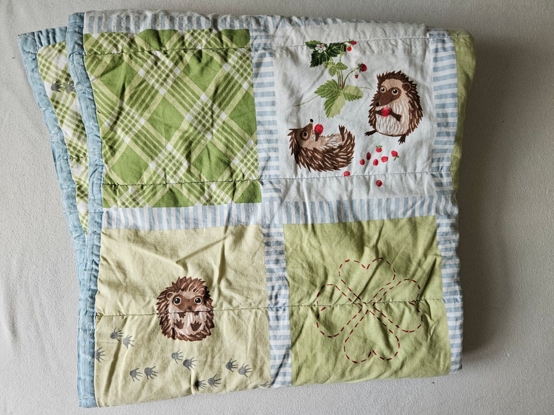 Coperte: Kuscheldecke Igel / Wald ca. 80x115 cm – Usato da Unterengstringen venduto da saraman 1
