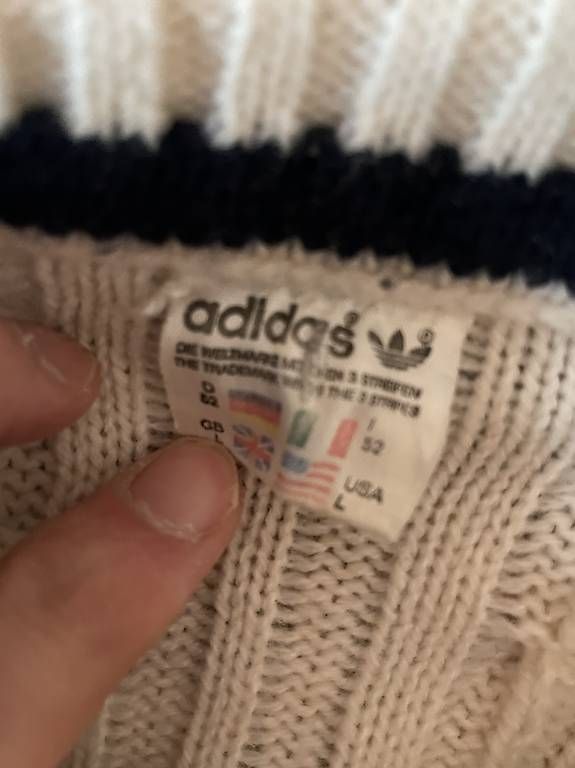 Adidas Giacche: ADIDAS Strickjacke Weiss Vintage – Usato da münchenstein venduto da kommschon 1