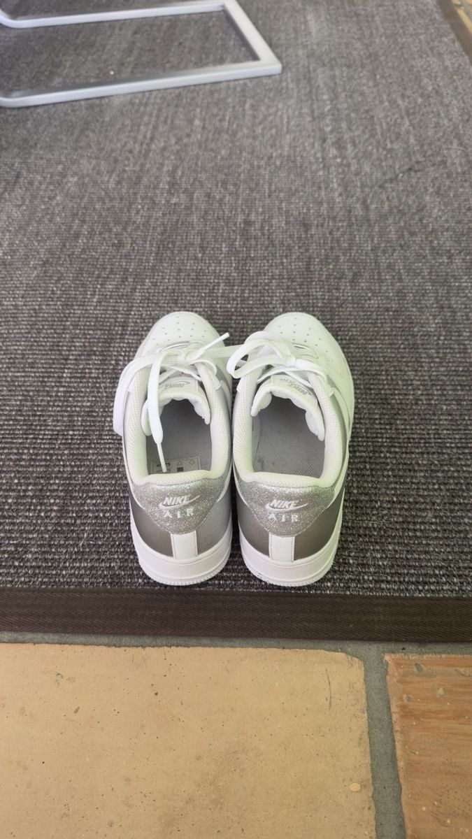 Damenschuhe: Nike Air Force – Neu (gemäss Beschreibung) aus Oberrohrdorf von rsc_f9z7 3