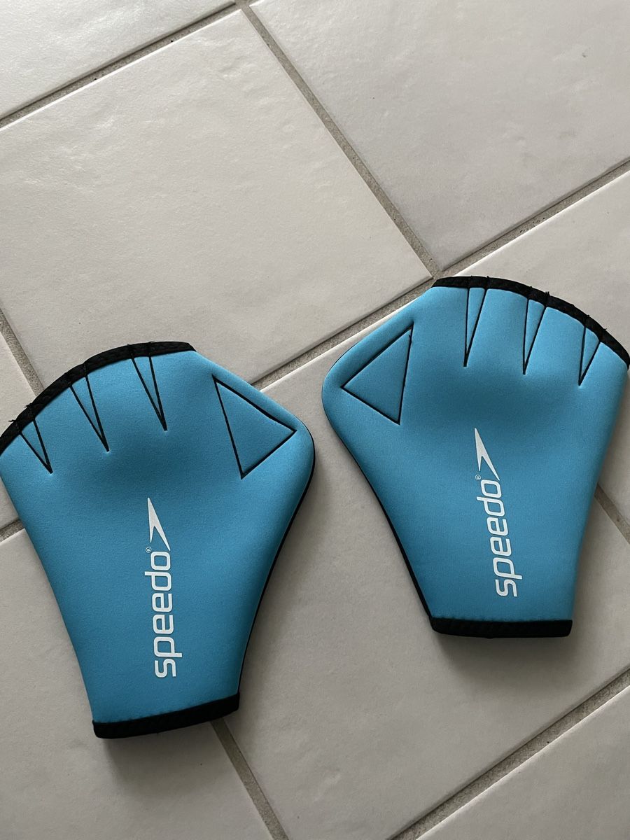 Bouées: Handpaddeln Speedo L – Neuf (Voir description) à Urdorf par Tina_a