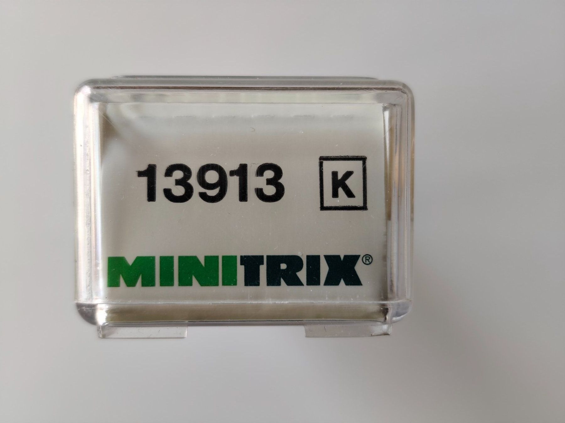 Trix Modellini di ferrovie: 2 Kühlwagen "Ledererbräu Premium" der DB von Minitrix N – Nuovo e nell'imballaggio originale da La Chaux-de-Fonds venduto da Sekado 3