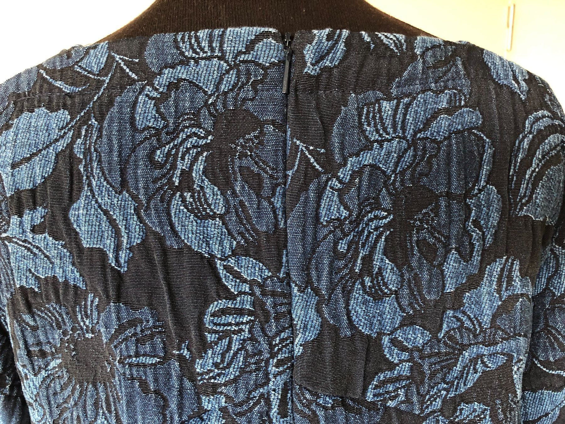Mango Kleider: MNG Kleid Blau Wunderschöner Stoff! Gr M – Gebraucht aus Bern von Etzy 7