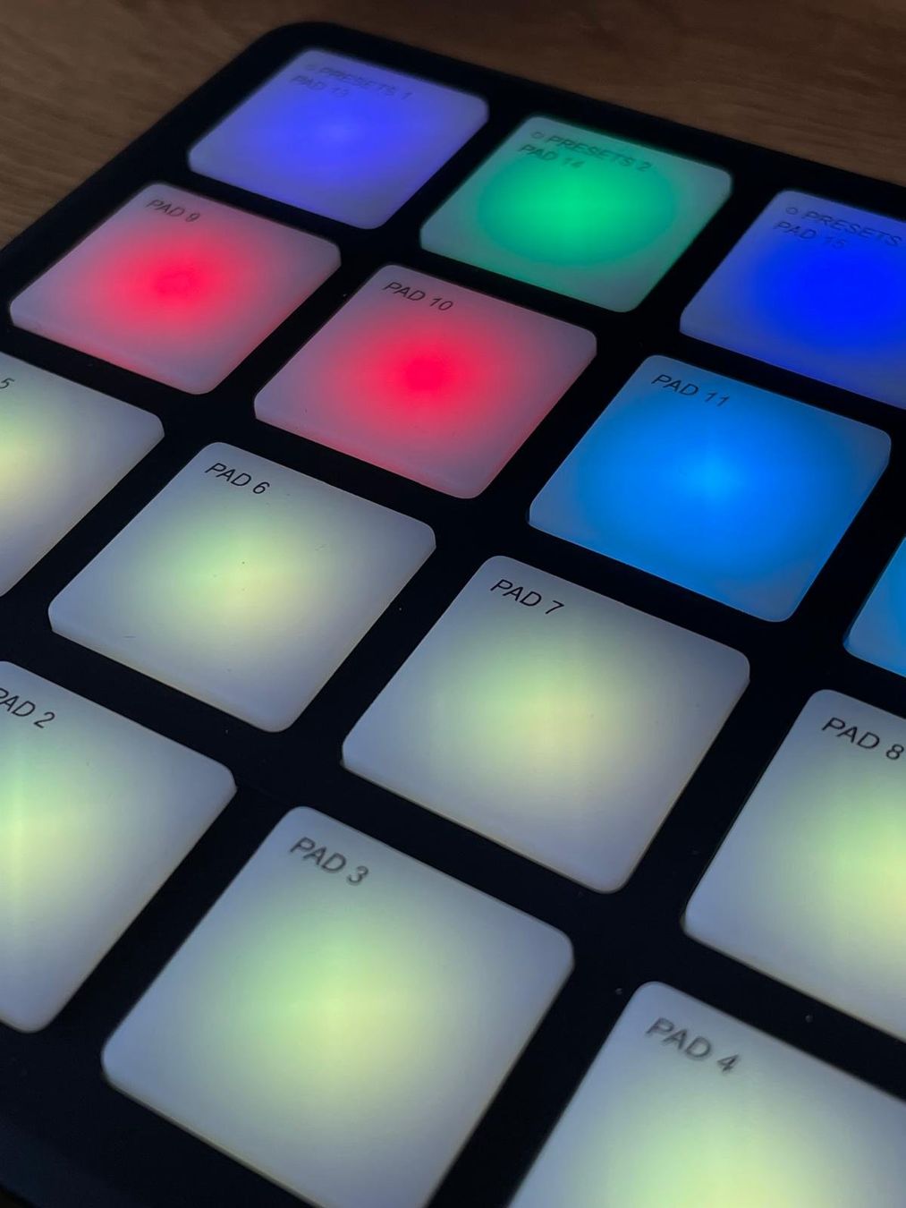 Strumenti musicali: Donner Starrypad Mini, Controller MIDI – Usato da Gordola venduto da Elliot_23 4