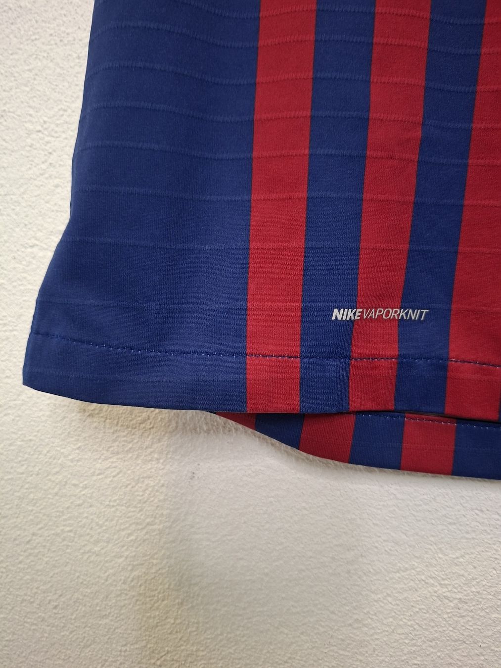 FC Barcelona Canottiere & Pantaloni: MESSI #10 Original Player Version Barcelona 2018 Home Trikot – Usato da St-Léonard venduto da SwissDealsJersey 5
