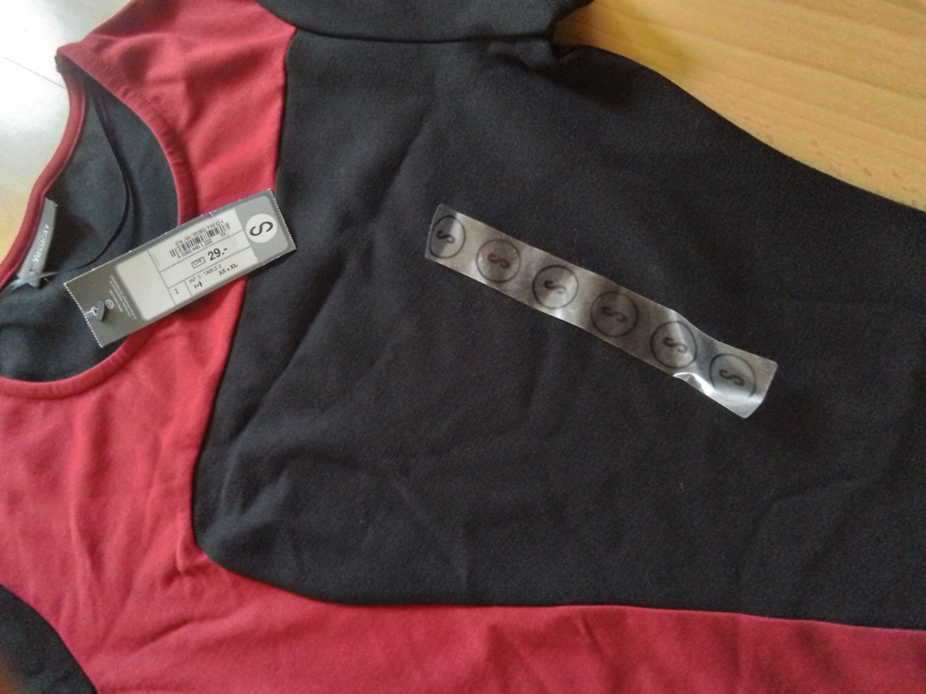 C&A Kleider: Kleid / Gr. S / dunkelrot/schwarz NEU – Neu und originalverpackt aus Zürich von meinhobby 3