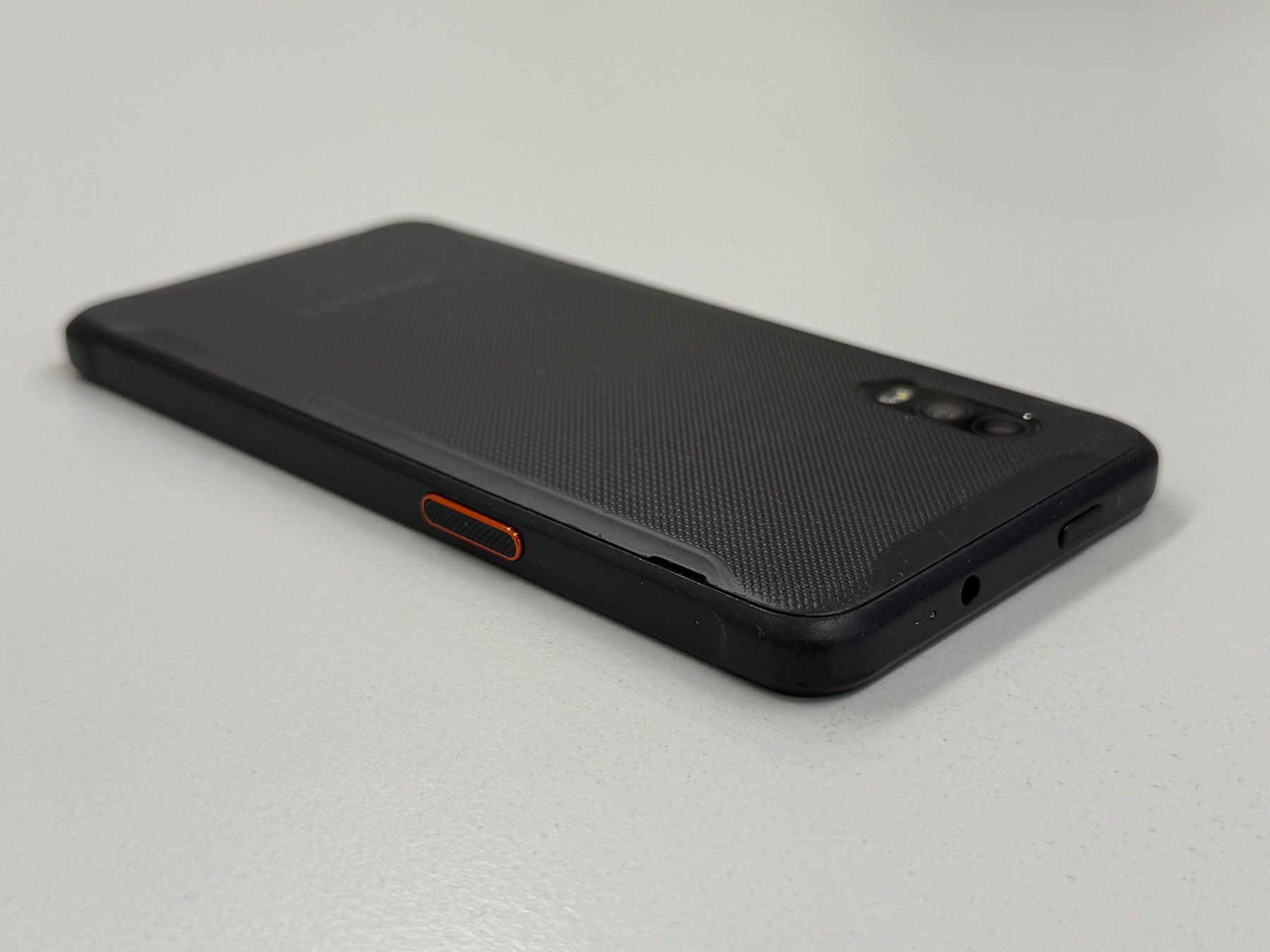 Samsung Telefoni cellulari / Smartphones: Samsung Galaxy XCover Pro EE – Usato da Zug venduto da ElPhone 3