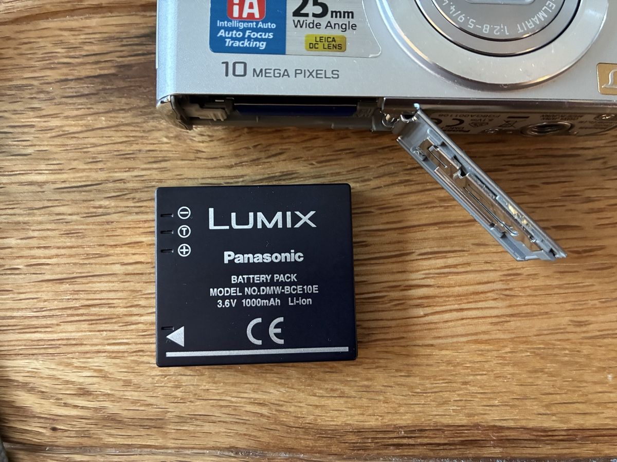 Panasonic Fotocamera: Panasonic Lumix DMC-FX37 – Usato da Brügg BE venduto da neo323 5