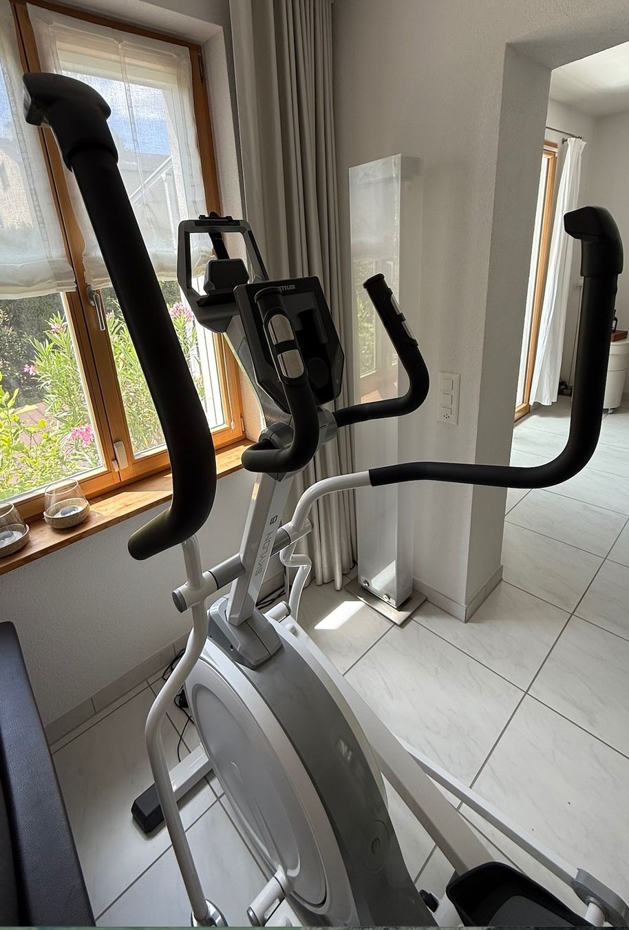 Kettler Hometrainer: Skylon 6 Cross/Ellipsen-Trainer Kettler – Usato da Riehen venduto da garagenverkauf100 1
