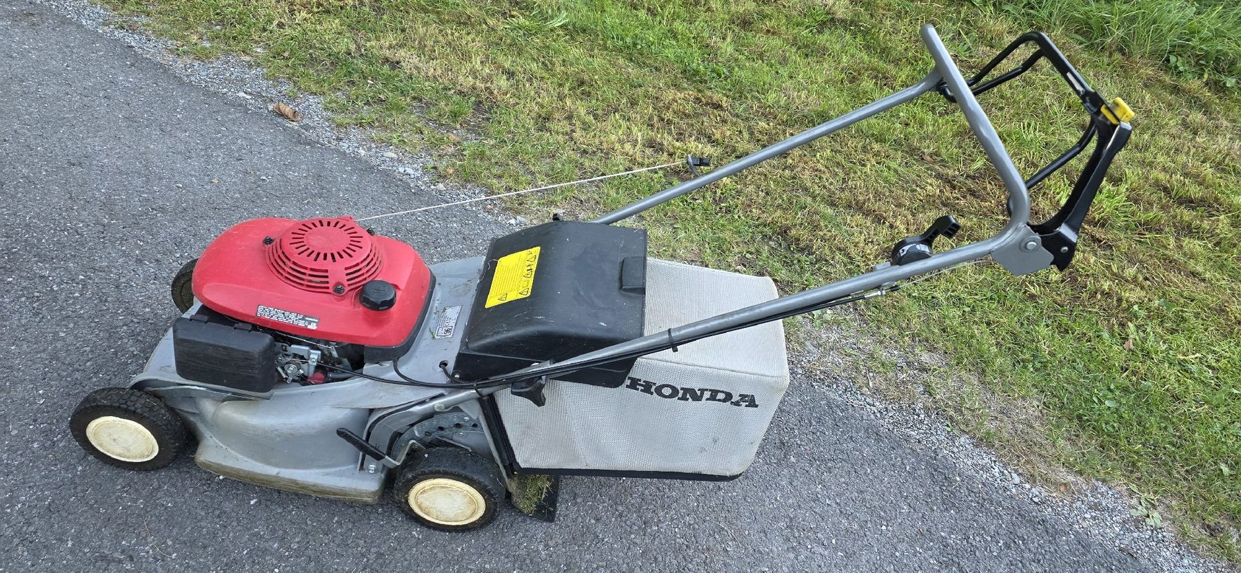 Honda Tondeuses à gazon: Honda Rasenmäher  – D'occasion à Buchs SG par MATGEOMAR