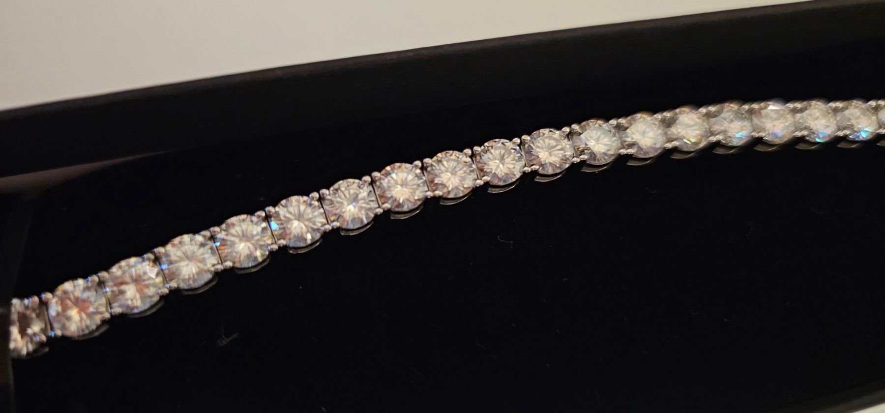 Armbänder & -reifen: Moissanit Armband – Gebraucht aus Lengnau AG von S5426 1