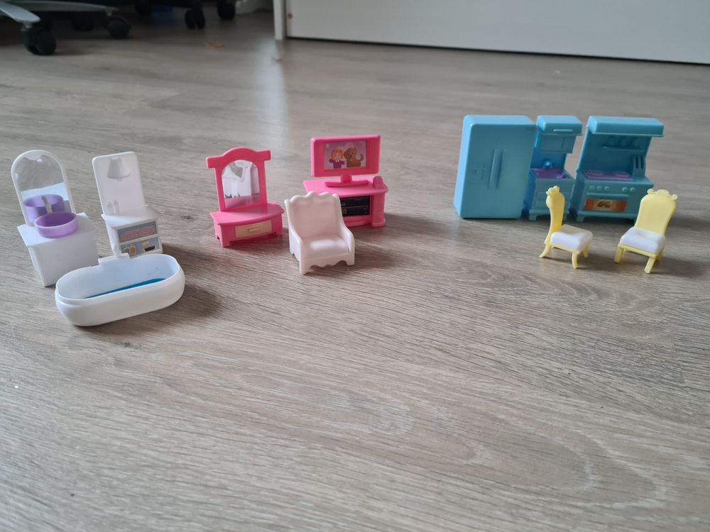 Puppenhaus Einrichtung Plastik | Kaufen auf Ricardo