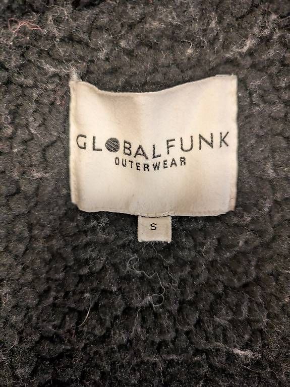 Cappotti: Langer Steppmantel von Globalfunk Grösse S – Usato da Schwyz venduto da Magdalena86 1