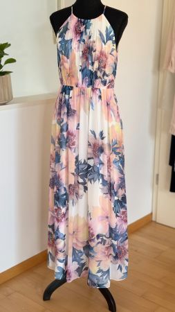 Sommerkleid geblümt Grösse S  *neu*