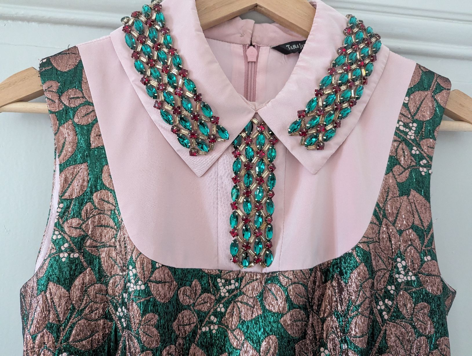 Tara Jarmon Vestiti: superbe robe Tara jarmon 38 – Nuovo (secondo la descrizione) da Montreux venduto da dem_gyt9 2