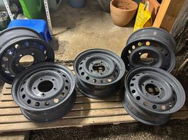 Stahlfelgen grau LandCruiser restauriert