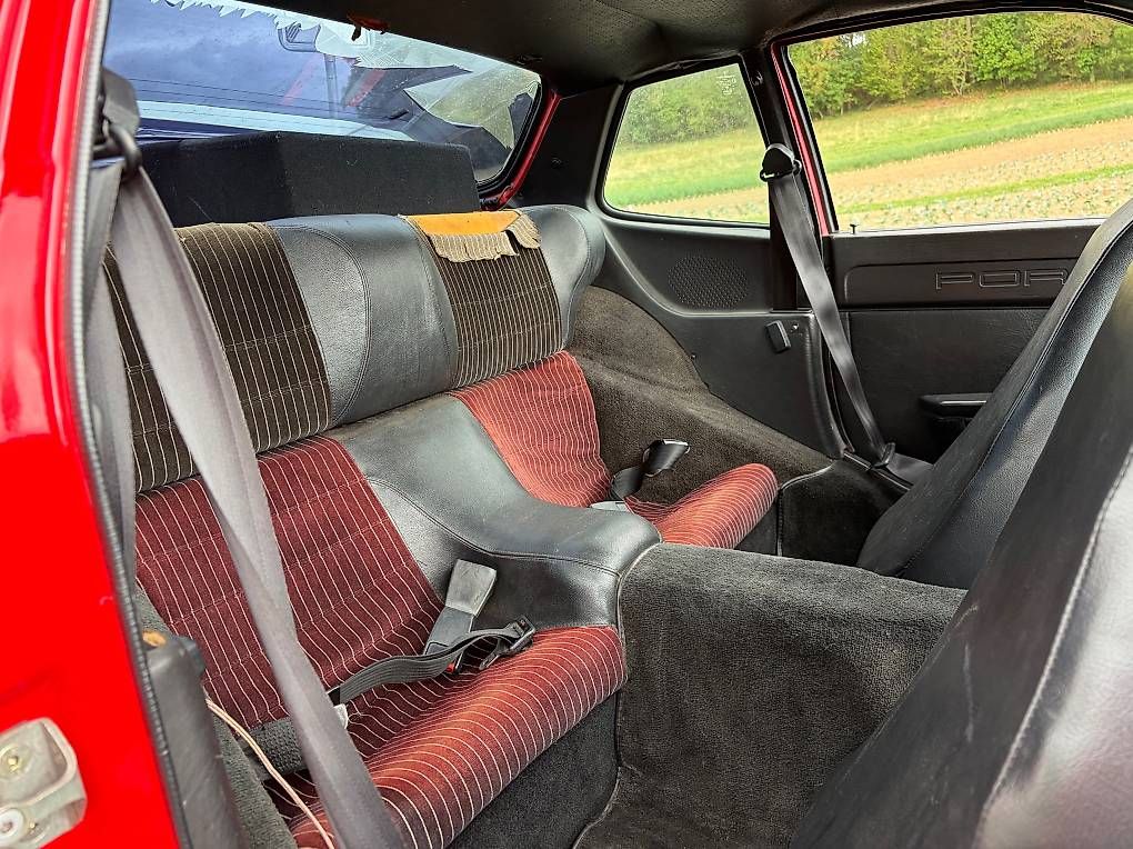 Autos: Porsche 944  technisch top, optisch mit Potenzial – Gebraucht aus Obfelden von FirstResponder 2