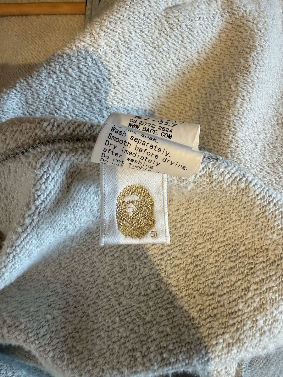 Bape Maglioni & Felpe: Bape Full Zip Hoodie, Grey Star Pattern, Men's Size L – Nuovo (secondo la descrizione) da Oberweningen venduto da tol_pfr8 3