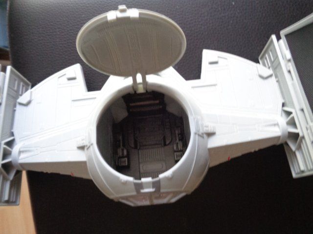 Hasbro Spielzeuge: Star Wars Hasbro  Tie Advanced  Rebels – Gebraucht aus sargans von Angamar