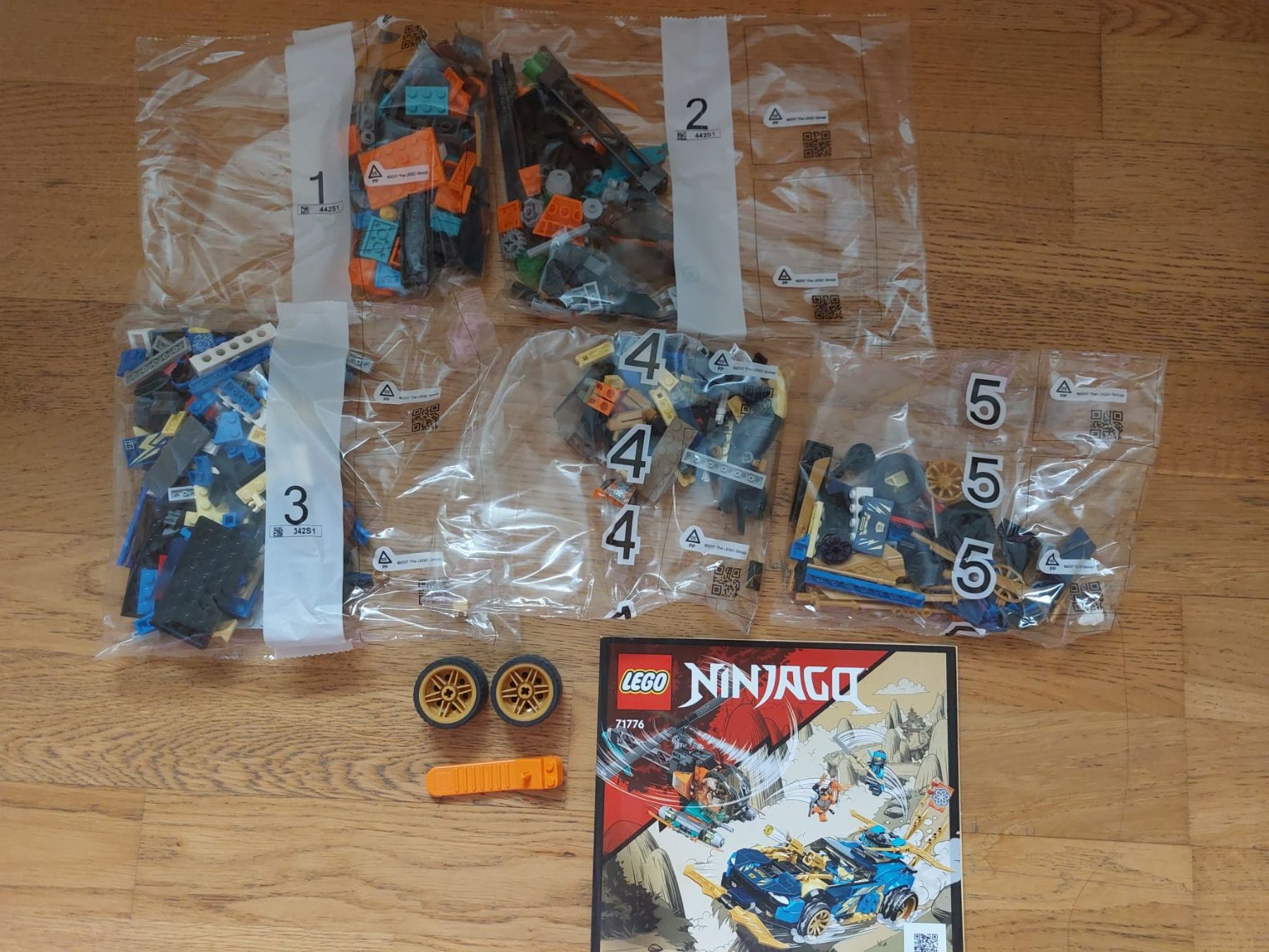 Spielzeuge: Lego Ninjago 71776 – Gebraucht aus Igis von Graves_Ashley 2