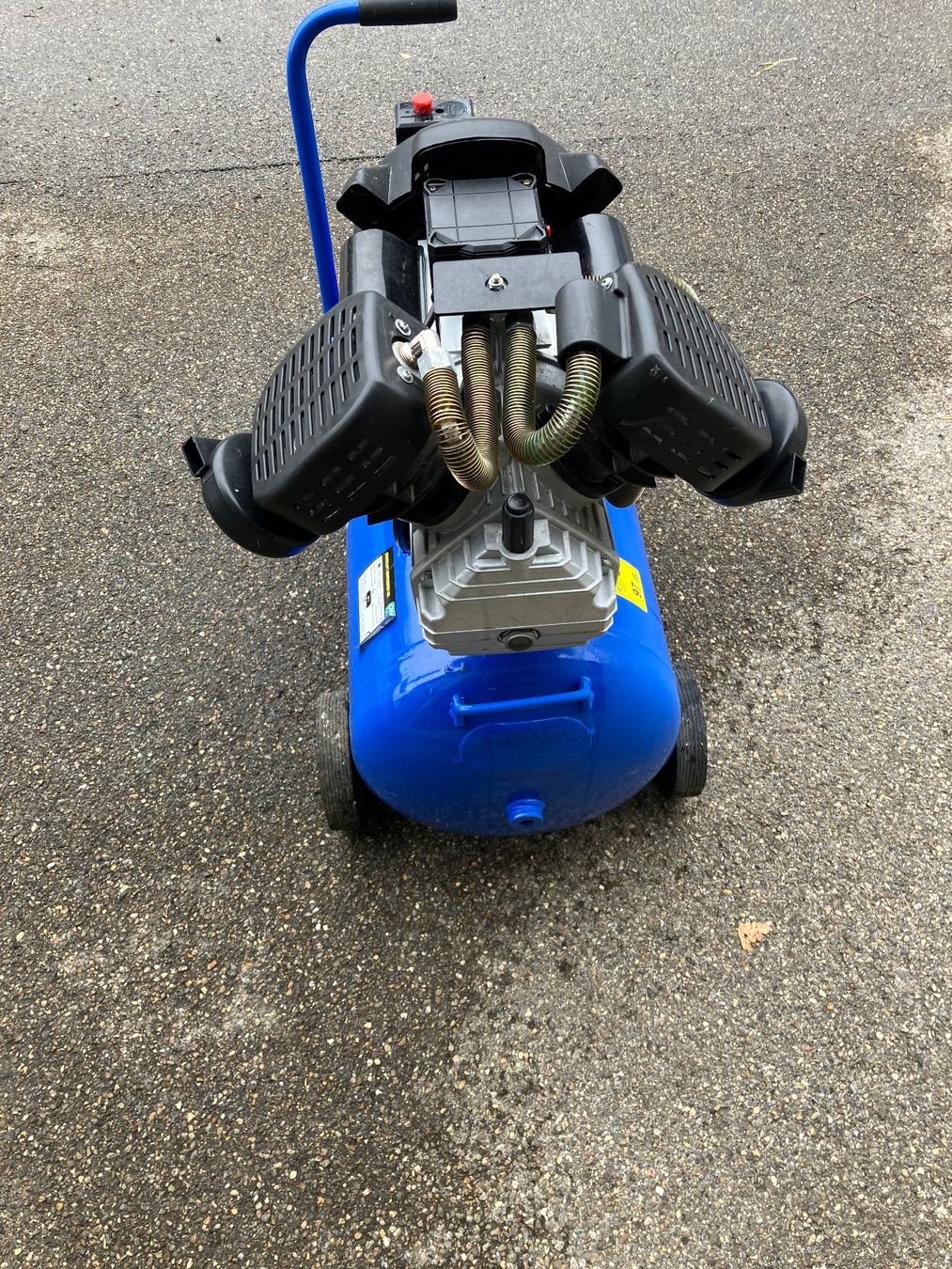 Compresseurs: Kompressor 2 Zylinder – D'occasion à Turbenthal par Navale