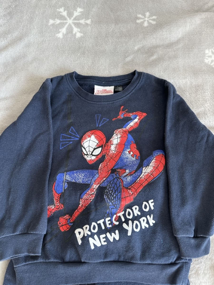 Kleiderpakete & -sets: Spiderman set from Marvel 4-6 yo – Gebraucht aus Zürich von Nomin01 1
