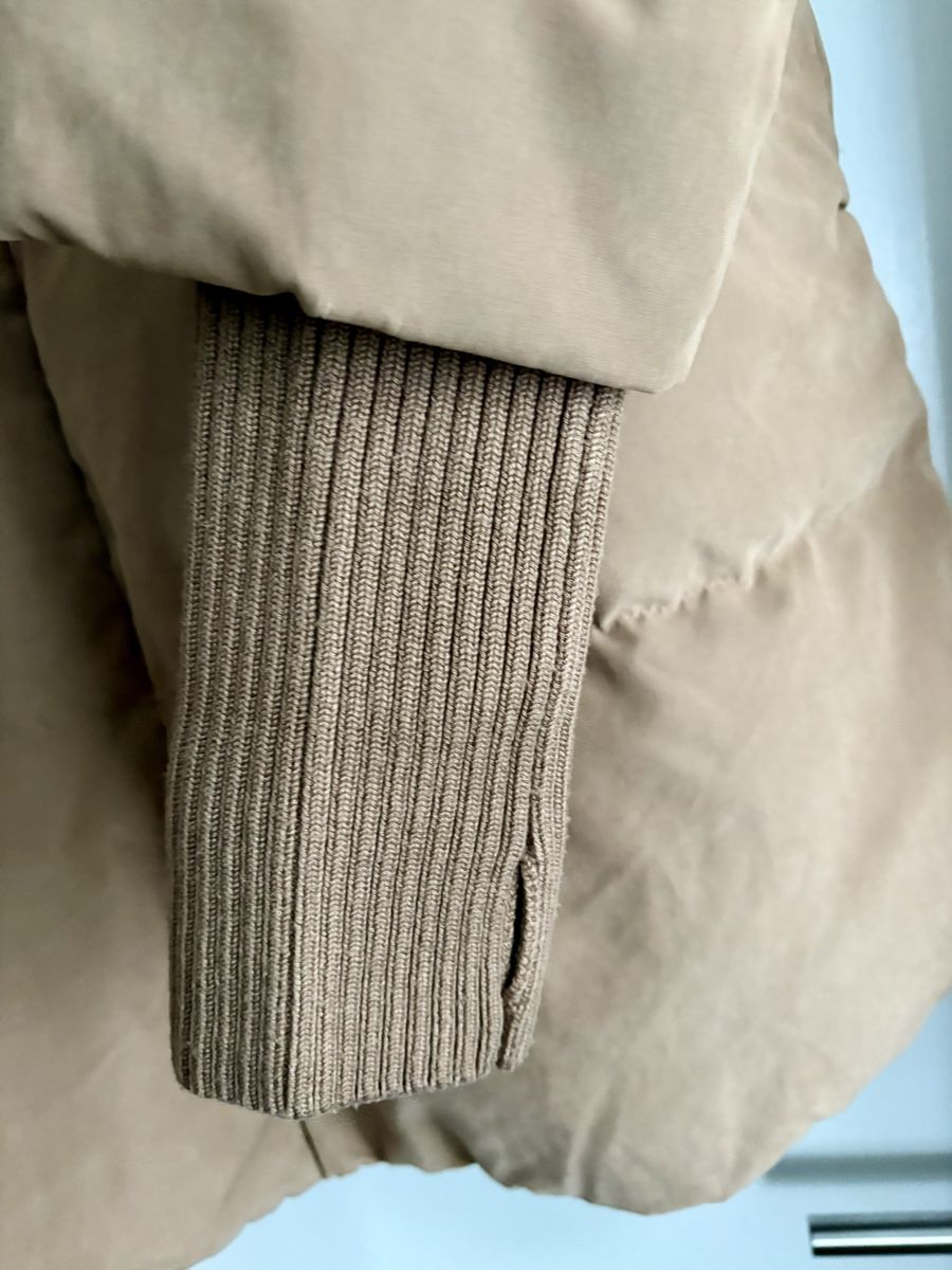 Giacche: Cozy Beige Puffer Jacket - perfect for winter Days! – Usato da Zürich venduto da ron_t88f 2