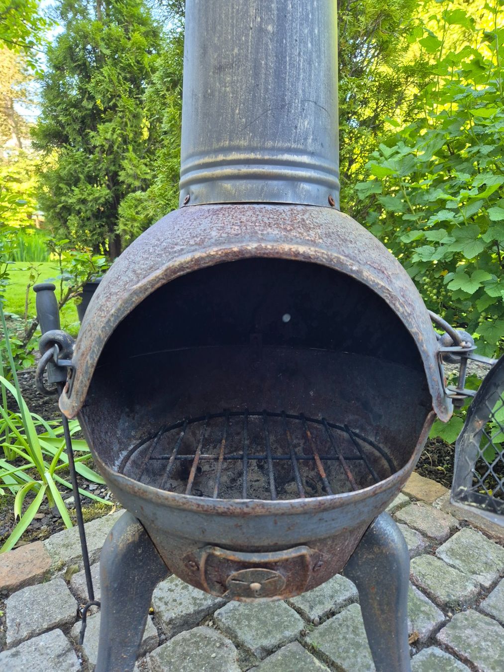Griglie: Gartengrill Metall – Usato da Speicher venduto da Ramtha1 1