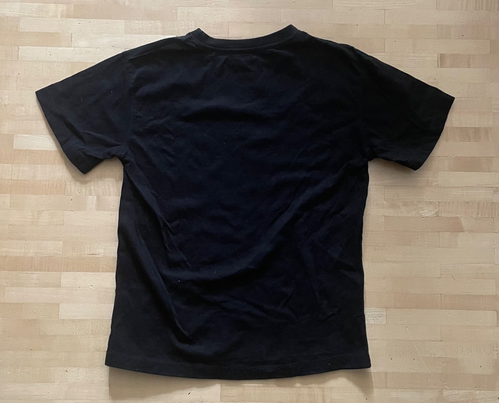 Camicie, T-shirt & Polo: Schwarzes T-Shirt Campus Basic Line, Grösse 140/146 Top – Usato da Winterthur venduto da crave 1