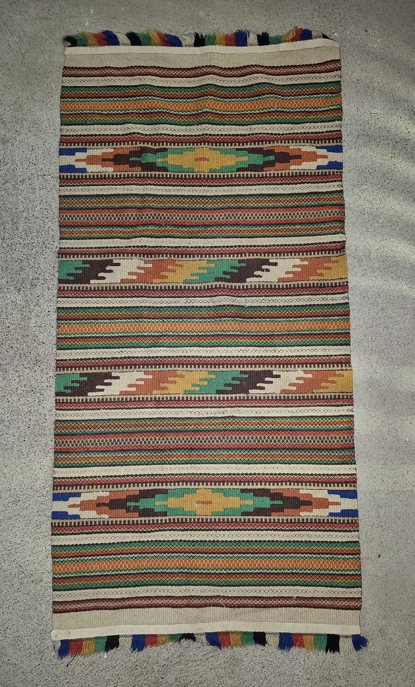 Tappeti: Ungarischer Teppich – Usato da Watt venduto da sarahZH1995 1