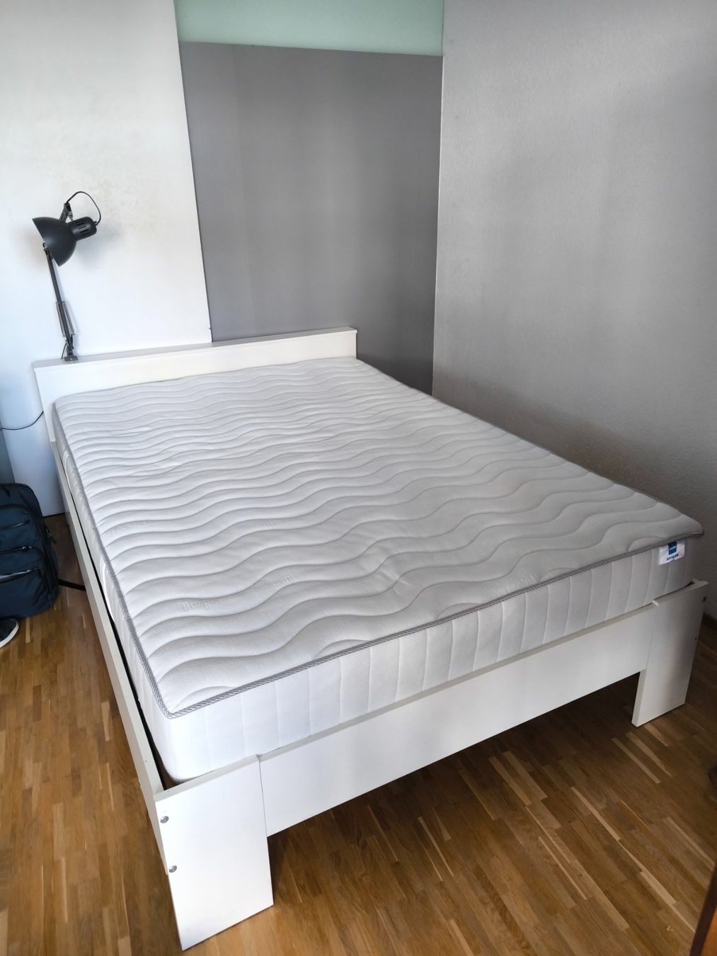 Betten: Komplettes Bett-Set – Gebraucht aus Zürich von alb_xd6q
