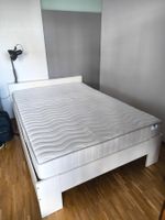 Komplettes Bett-Set