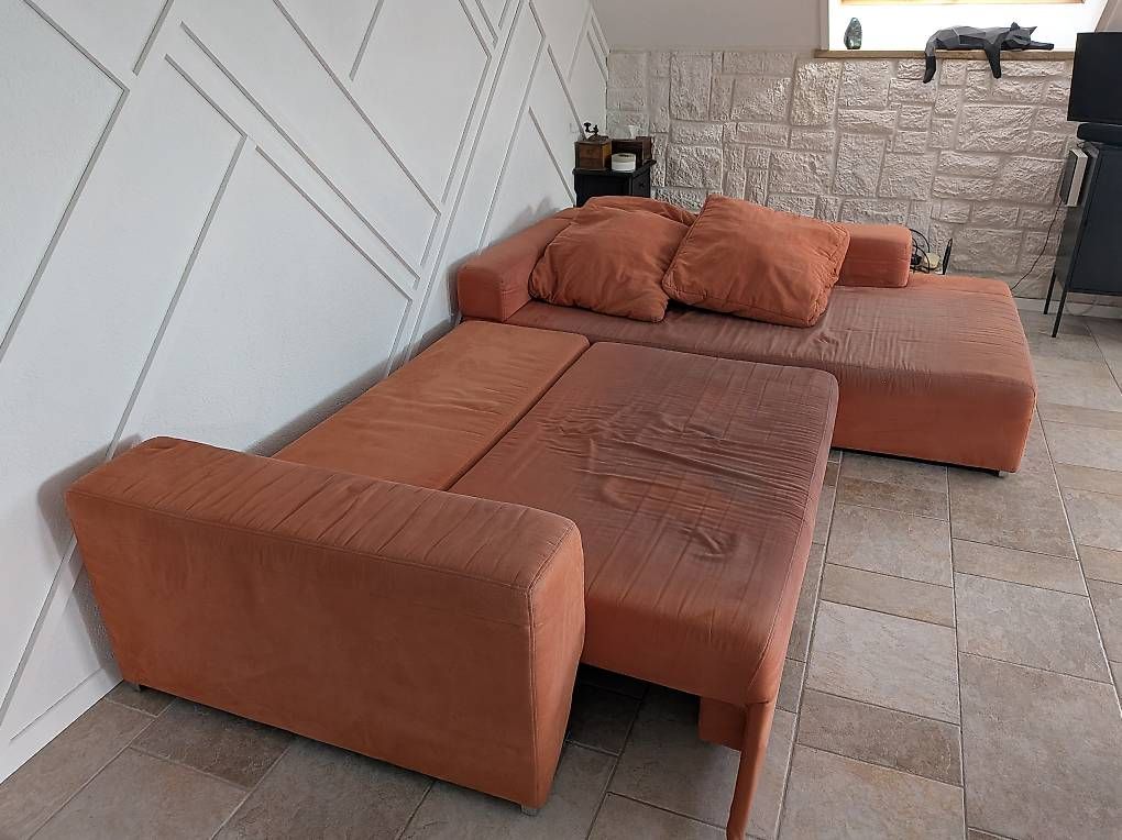 Divani: Donne canapé d'angle convertible – Usato da Ponts-de-Martel venduto da hel_nz8s 1
