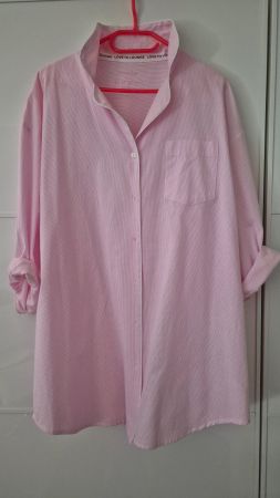 Chemise rose rayée Love to Lounge taille L État neuf