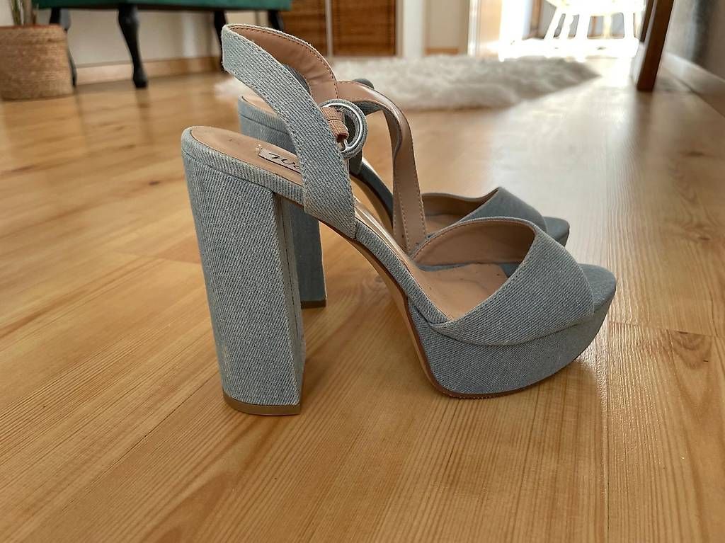 Scarpe da donna: Schuhe Woman SEASIDE Grösse 37 – Usato da Lenzerheide/Lai venduto da didi_84 2