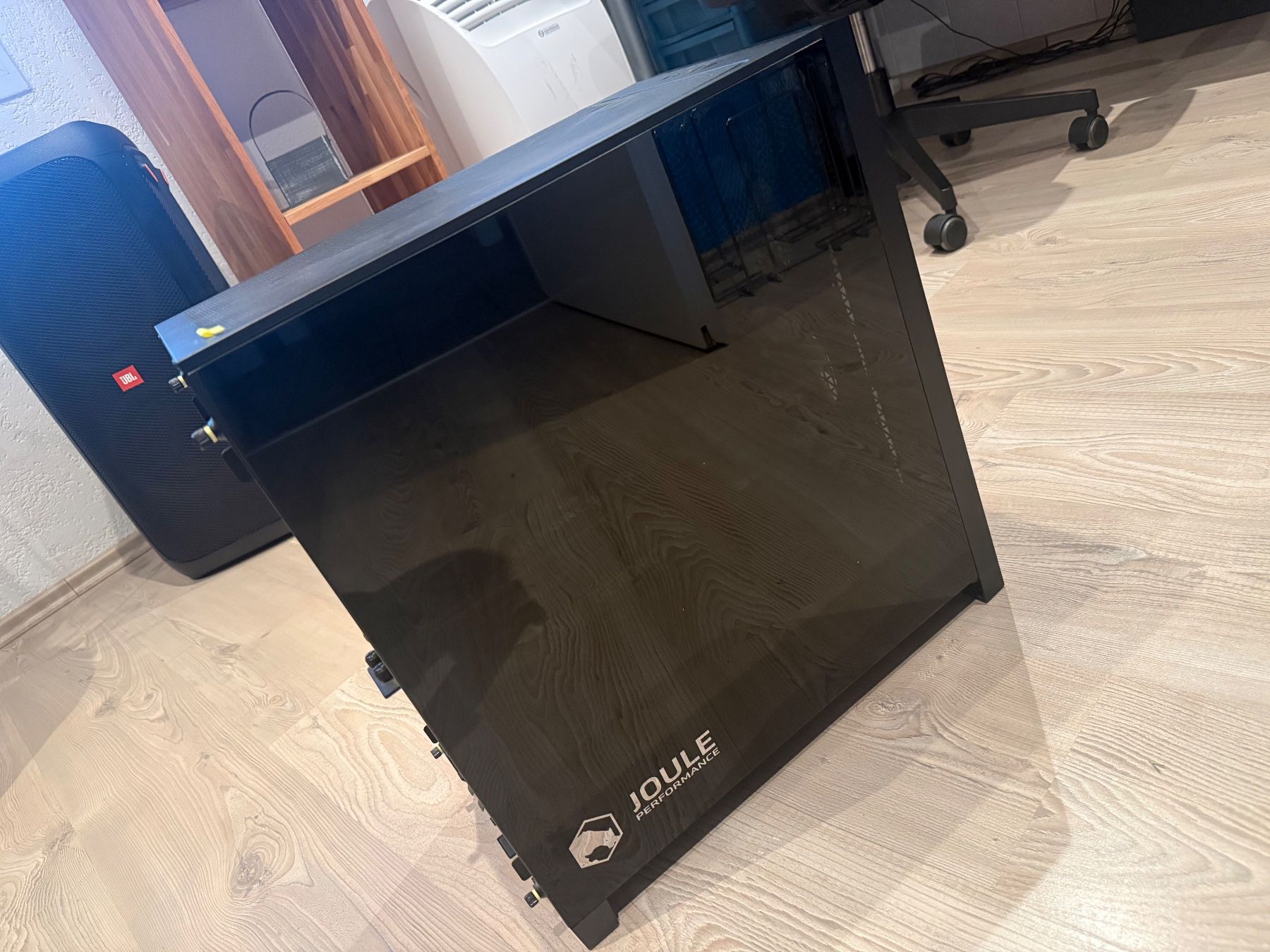 Nvidia PC: Joule Performance Darkstream RTX4090 I9 High End Gaming PC – Usato da Recherswil venduto da Yasa97 2