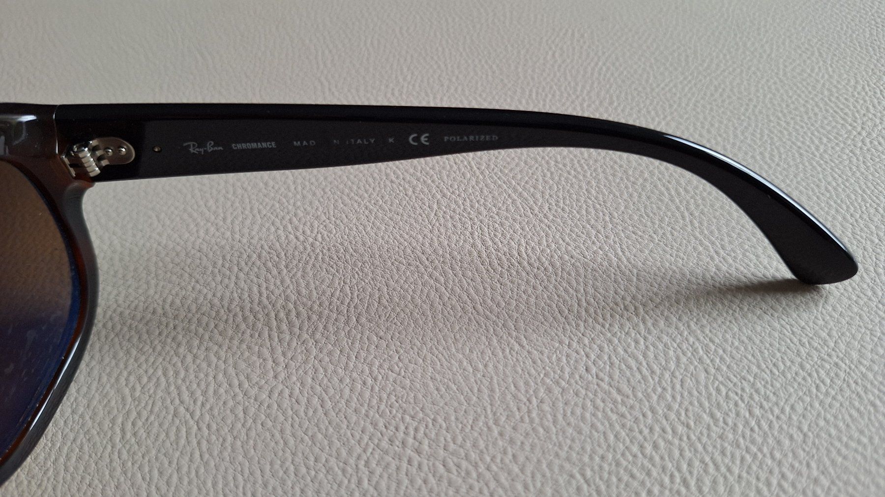 Ray-Ban Occhiali & Lenti: Ray-Ban Sonnenbrille Damen Model code RB4282CH 6281A2 55-18 – Usato da St.Gallen venduto da Puppa 5