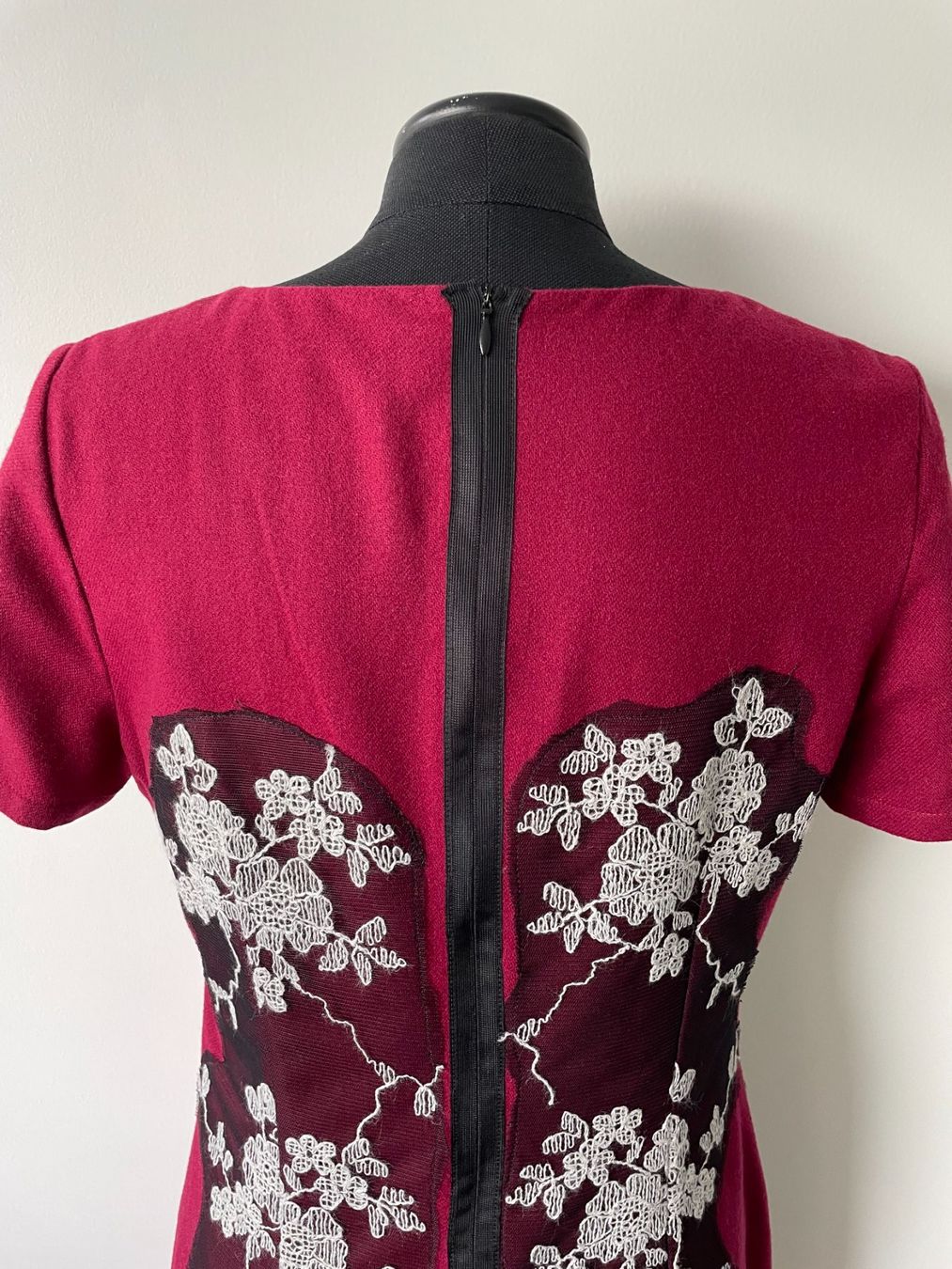 Robes: Wollkleid mit Blumen Gr. 36 – D'occasion à Turgi par bar_8pdm 3