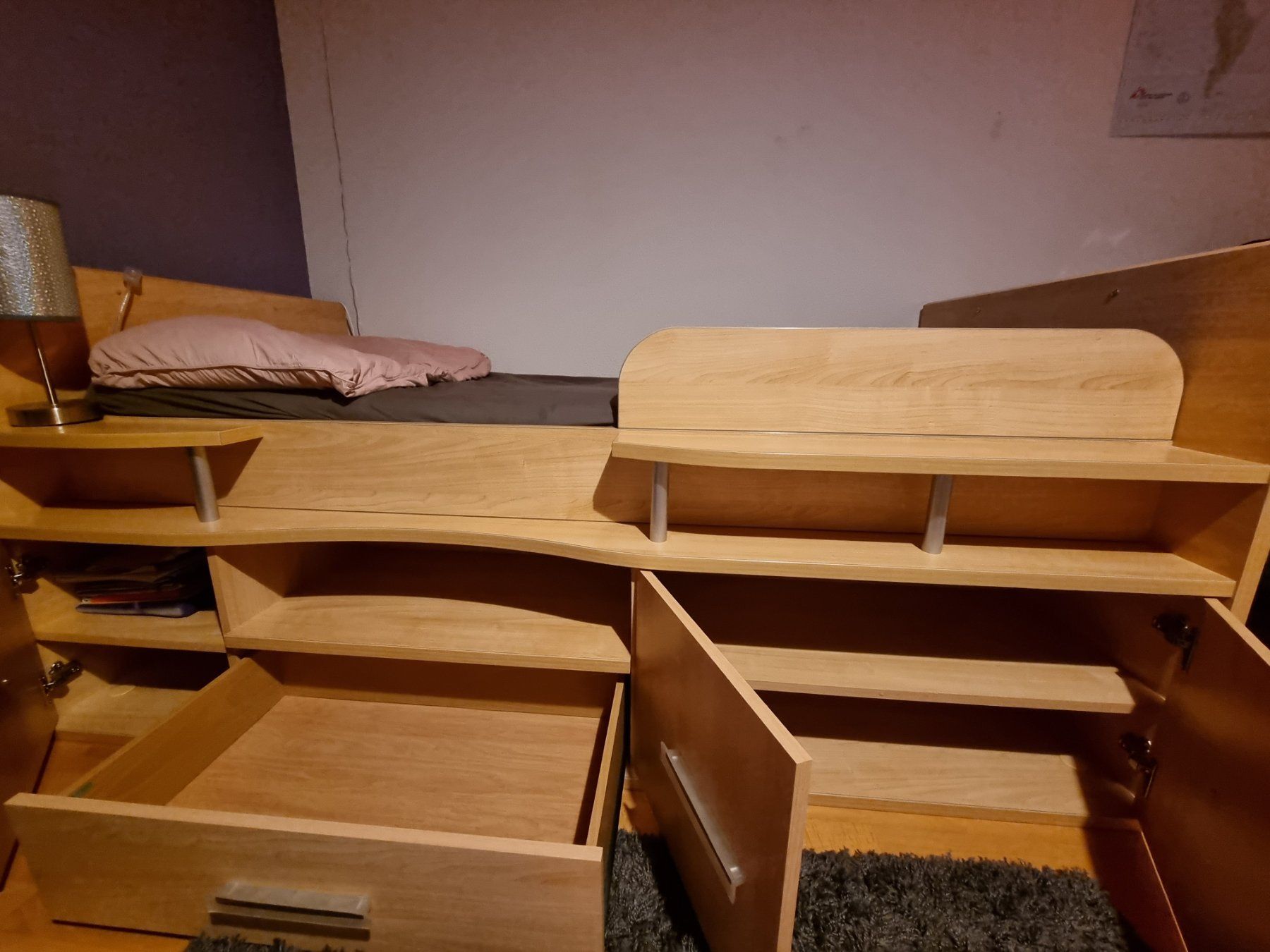 Betten: Lit pour enfant avec tiroirs de rangement intégrés – Gebraucht aus La Sagne von Vinny3 2