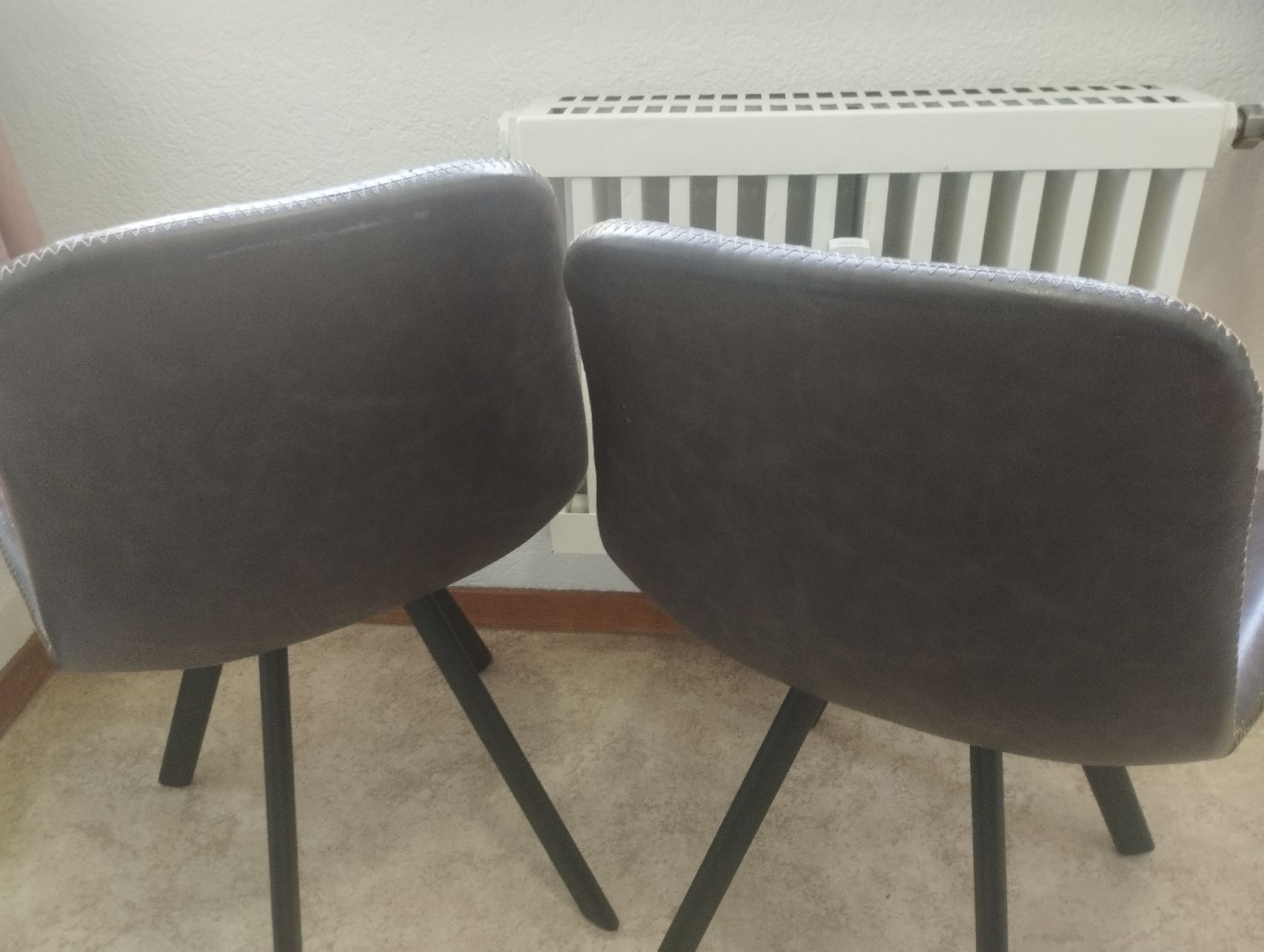 Stühle: bequeme Lederstühle  – Gebraucht aus Bern von BoogiewoogieX 5