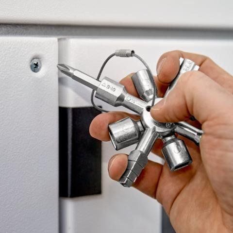 Knipex Tutti gli attrezzi: Hausmeisters Multifunktionswerkzeug NEU ORIGINAL! – Nuovo e nell'imballaggio originale da Zürich venduto da wearehappy 5