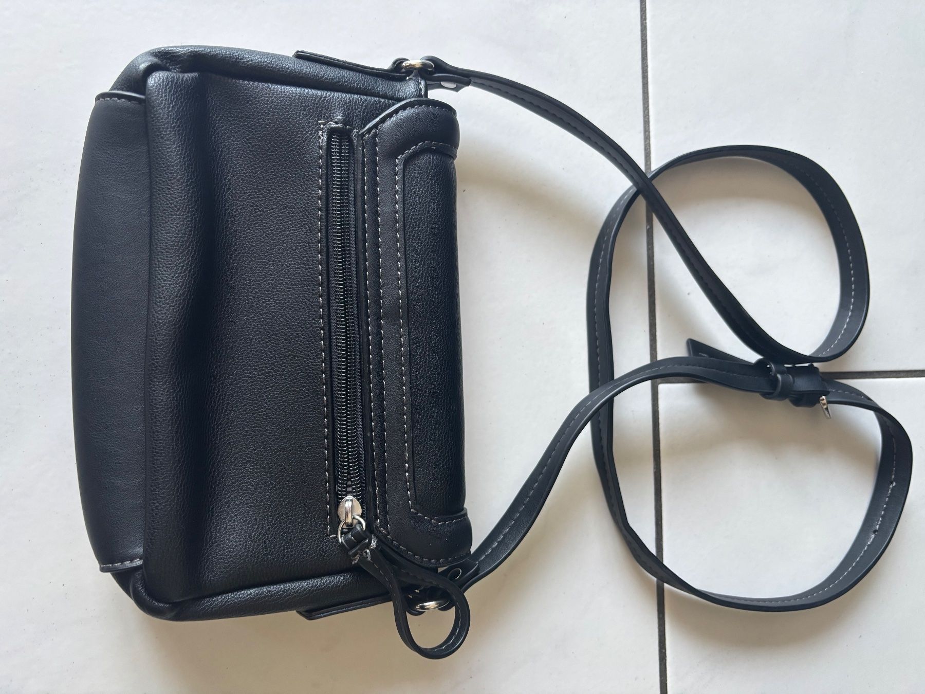 Borse da donna: Damen-Tasche von GABOR – Usato da Sutz venduto da ber_nwq9 1