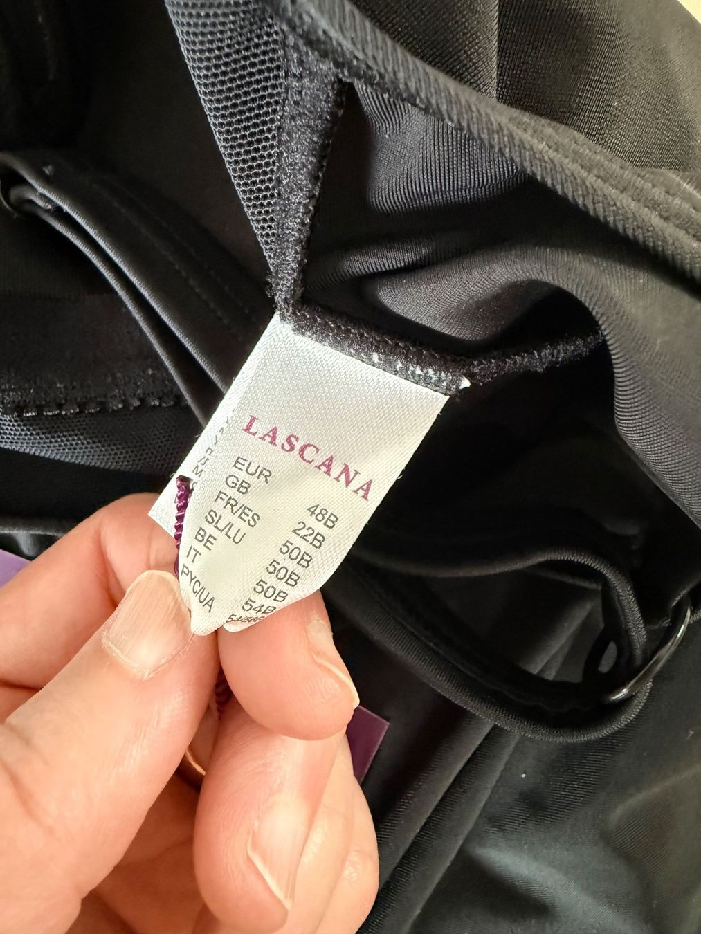 Lascana Costumi da bagno & Bikini: LASCANA, Badekleid, Grösse 48B, Farbe Schwarz – Nuovo e nell'imballaggio originale da Rudolfstetten venduto da gst_g7xl 7